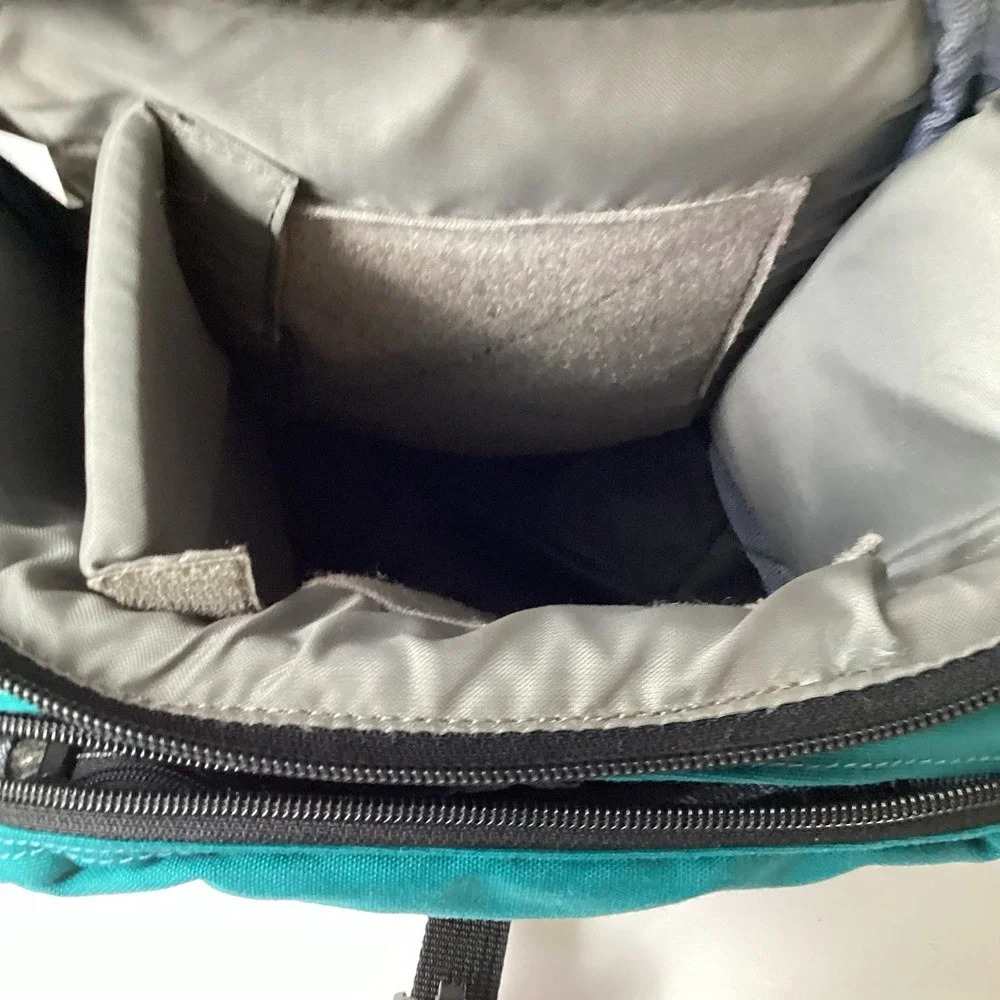 LOWEPRO OFF ROAD MULTI CAMERA SHOULDER BAG W/ SIDE LENS CASES GREAT CONDITION